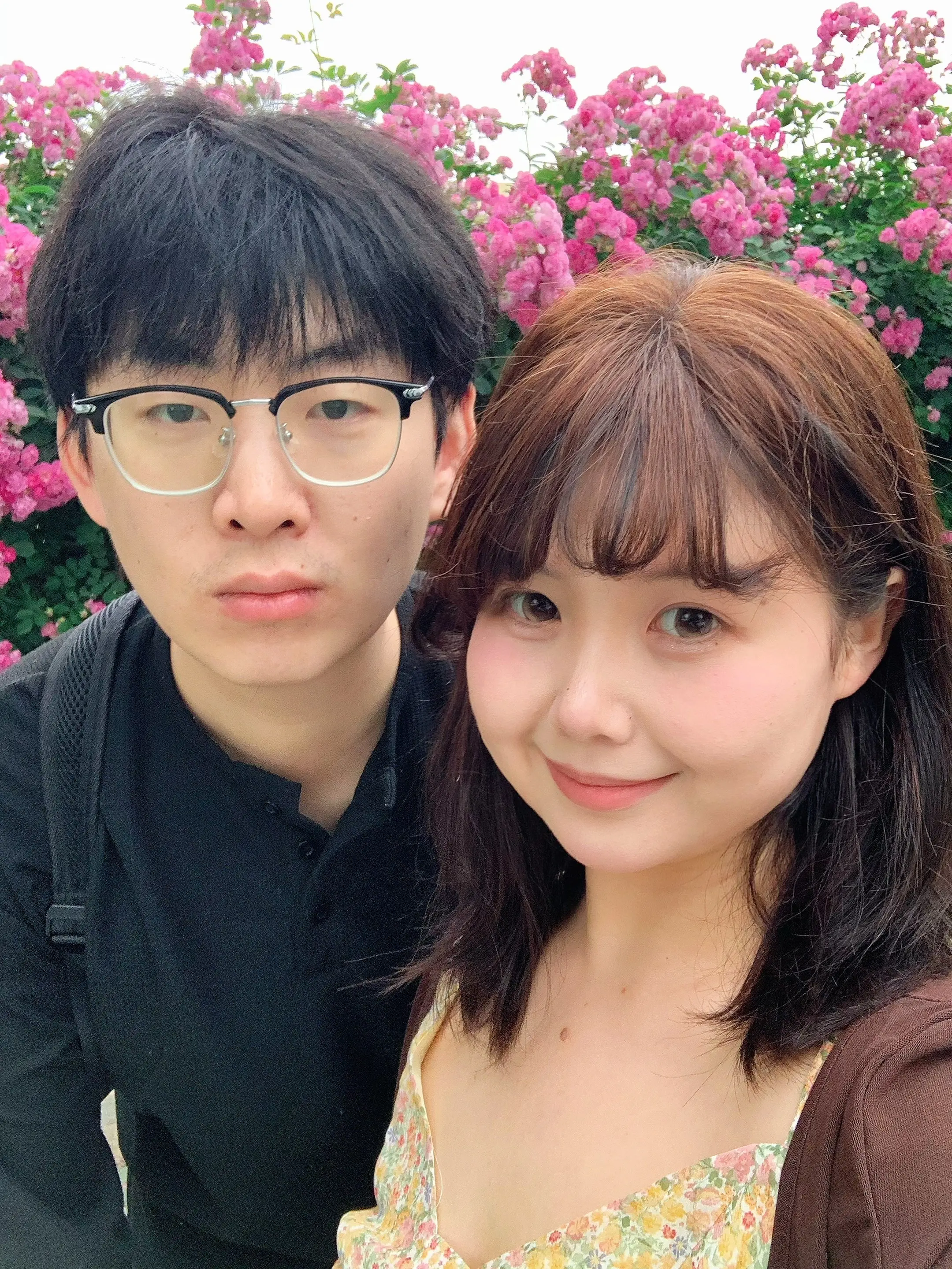 “飞飞，大家都说爱你的人会把你拍得很好看，谢谢你呀。” “我觉得不是...