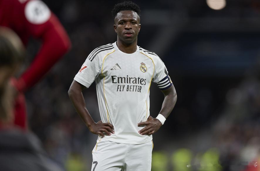 近日，《马卡报》谈到了皇马射门转化率低的问题，他们表示除了姆巴佩之外，其他球员的