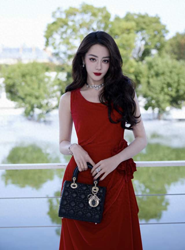 #迪丽热巴的3个月#