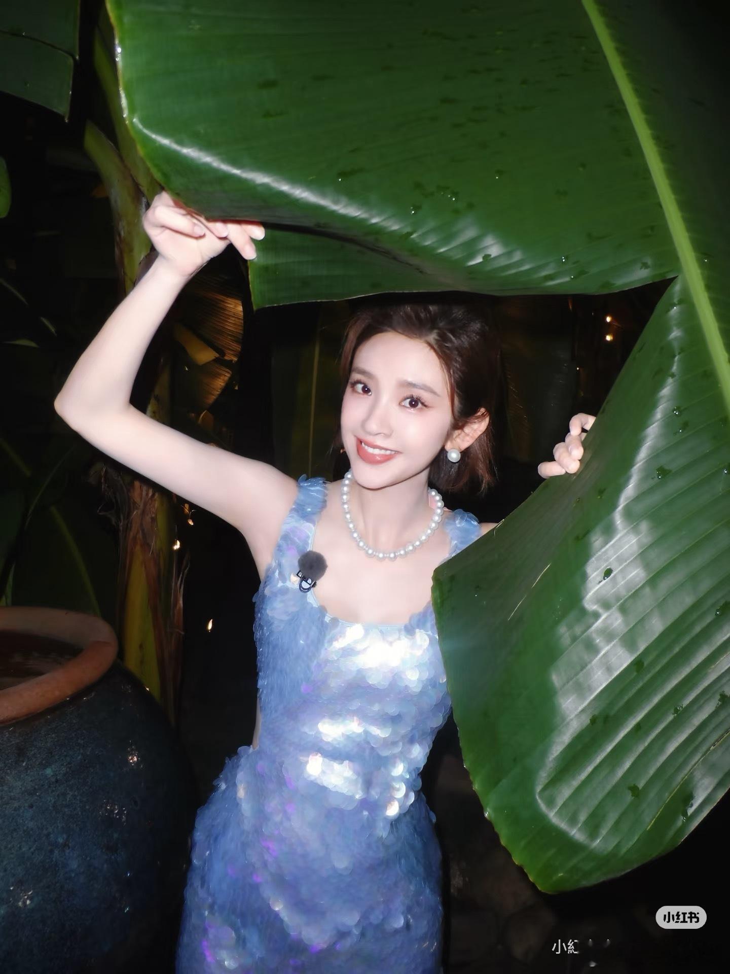 唐艺昕姐姐更新，《不想睡的星期五》时光记录浪姐万花筒浪姐