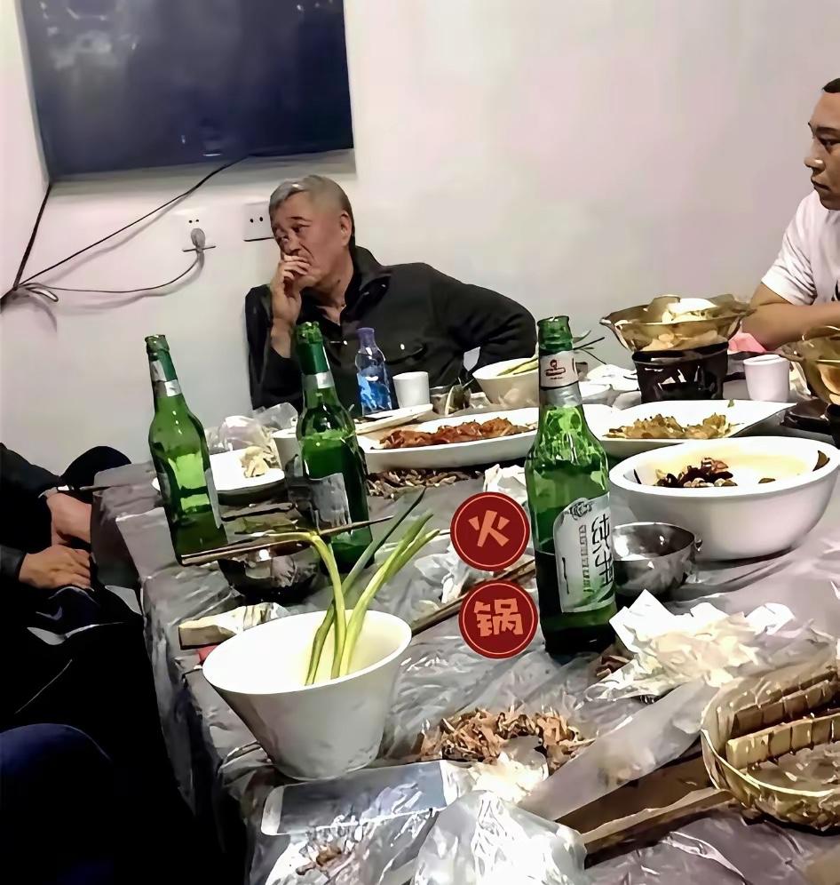 赵本山聚餐，这气质一看就是请客的