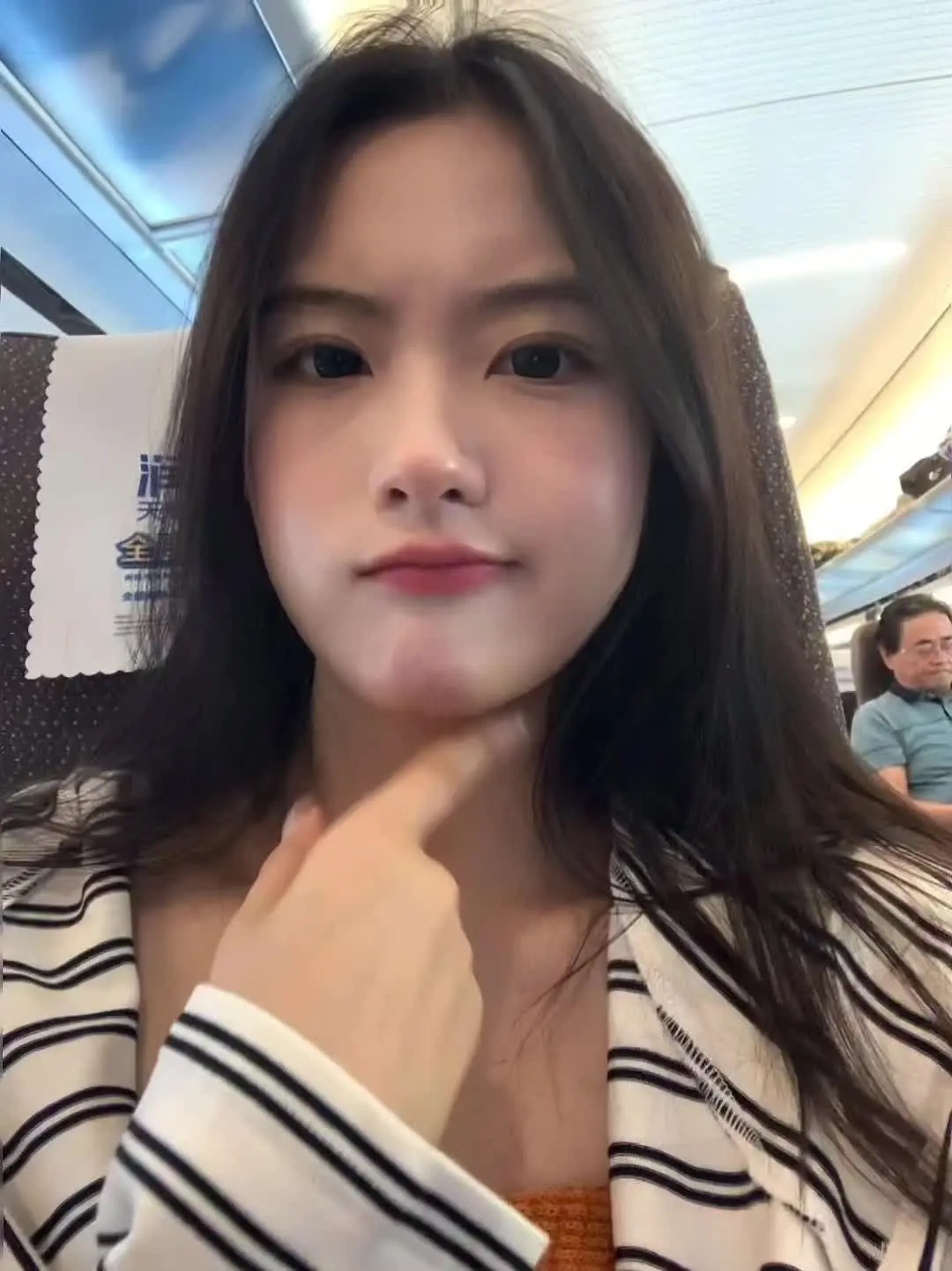 在你们身边做小孩