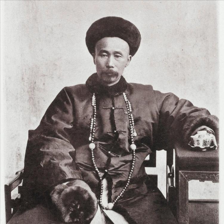 曾国藩密荐李鸿章三次，只有最后一次成功。
1860年，曾国藩密荐李鸿章为江北司道