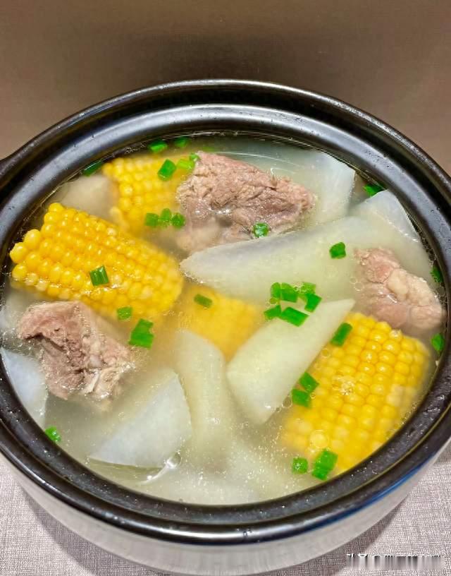 蔬菜里的化痰排一名，秋天多吃，肺积痰少了，胃不胀，口气清新