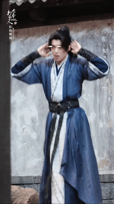 王鹤棣剧综松弛感  王鹤棣独属川渝男孩的松弛感 王鹤棣无论是综艺里还是剧里或者是