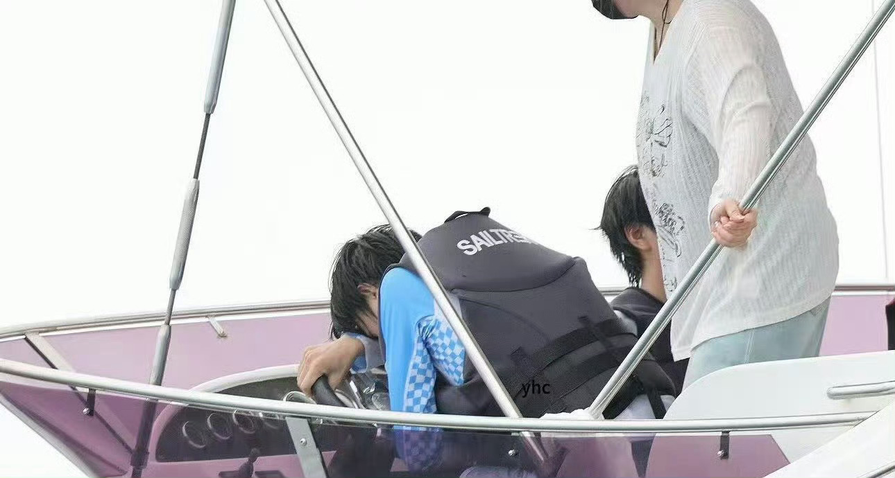 张桂源晕船难受时代峰峻出来回应，为啥不顾忌每个人的身体情况 