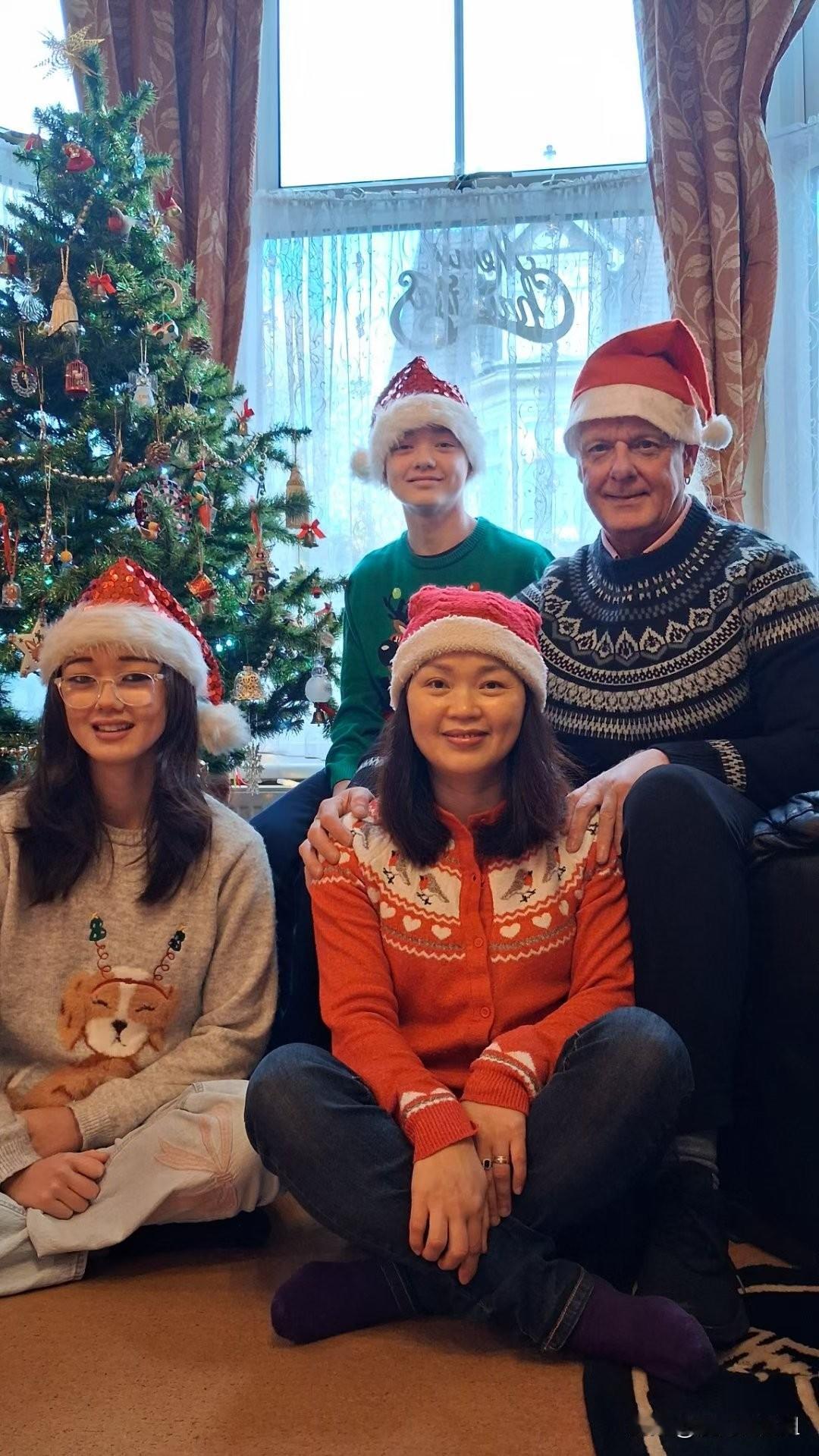 除夕前夕迎来最好消息
外交部发言人宣布的最新消息
在英国的妹妹一家以后可以随时回