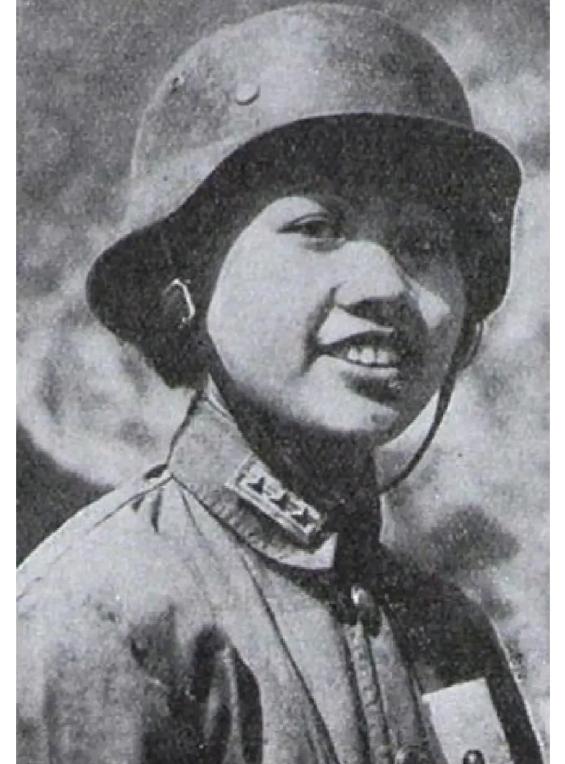 1942年，廖耀湘听说，远征军有一个女兵活着走出野人山，他大感惊奇，连忙接见她，