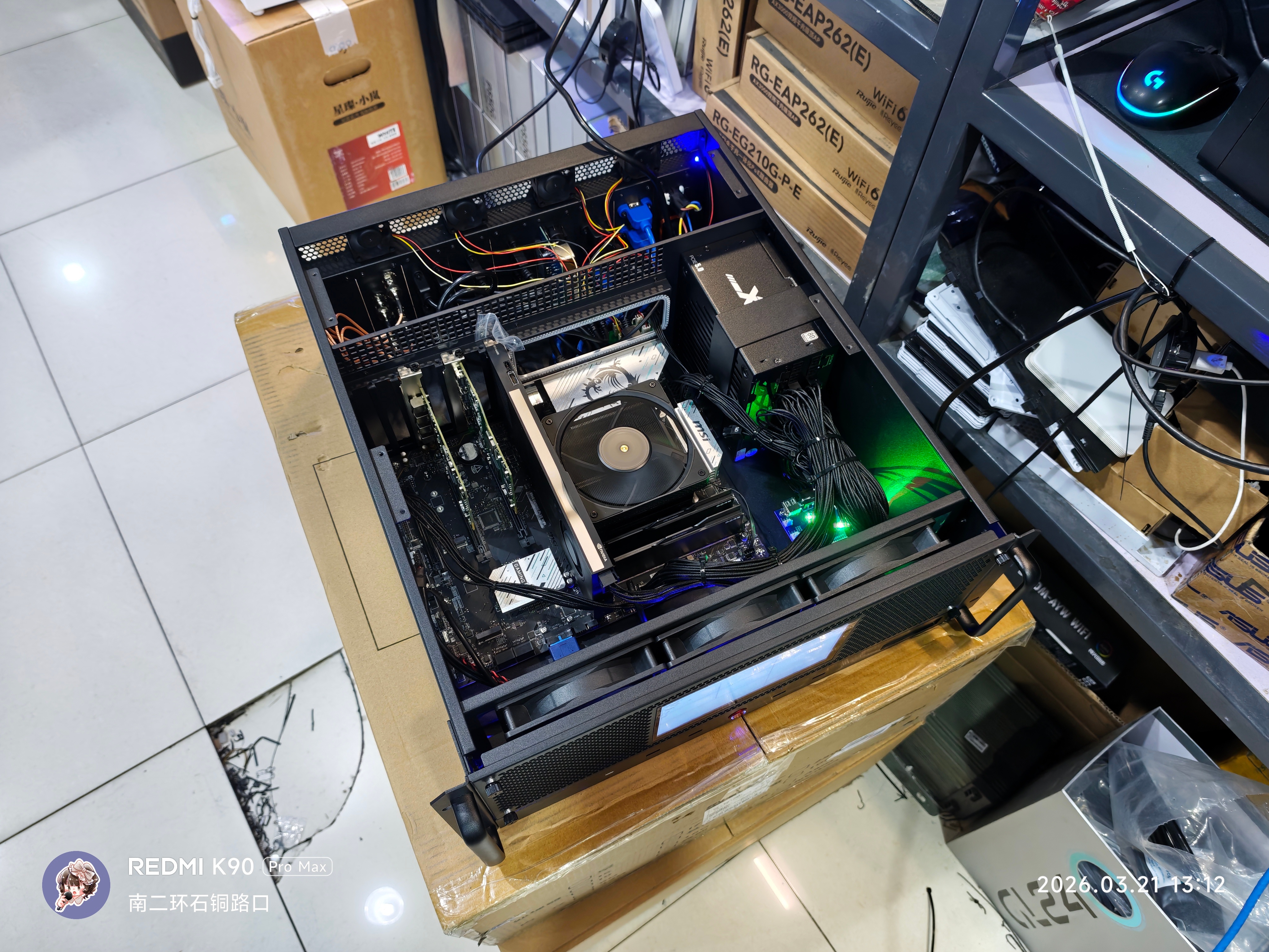 有需要工控多媒体服务器也可以找我们～8口采集4HDMI+4SDI机器+RTX A