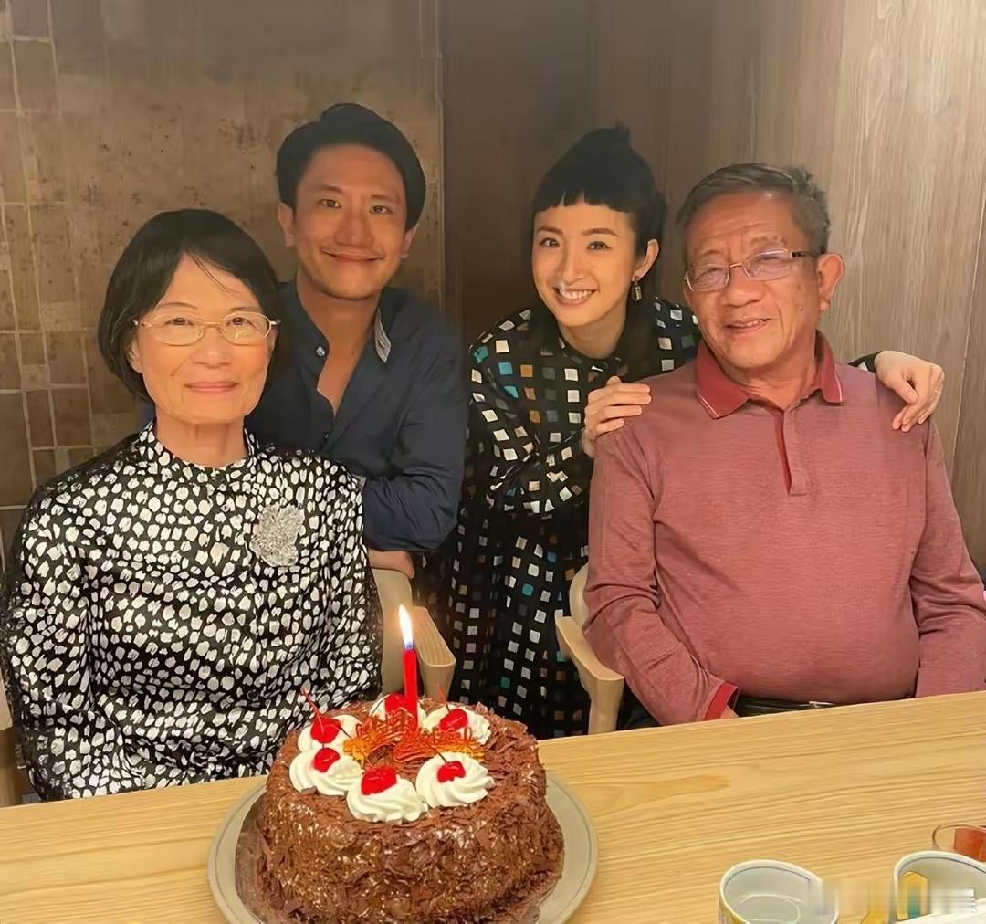 林依晨二胎满月林依晨二胎满月 林依晨儿女双全了 ​​​