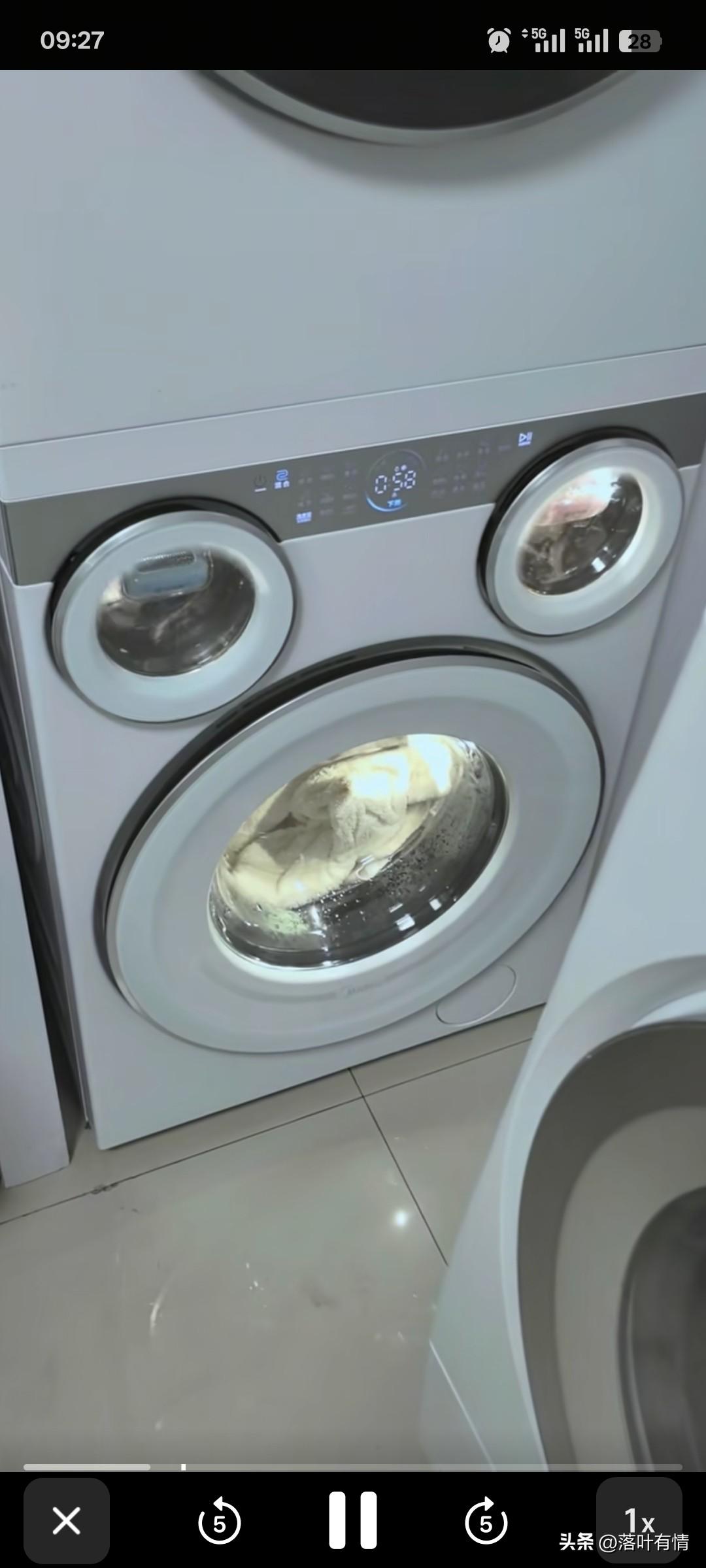 现在谁家还没有买美的三桶洗衣机的？
这个可爱多真的是为家庭主妇而生，
原来很多家