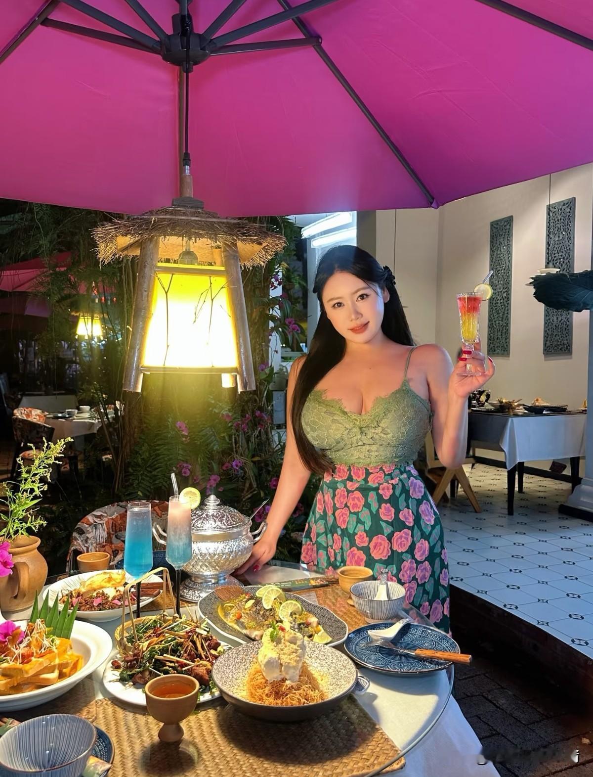 生活里好多看不见的东西，比看得见的更金贵。就像空气，摸不着闻不到，可少了它连一秒