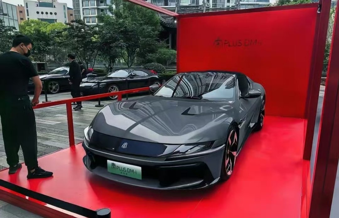 这不是AI的图吧？敞篷版的秦，绝对是假的[污] ​​​