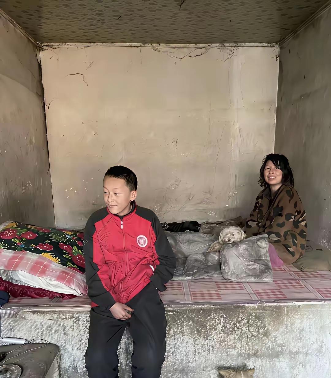 人生已是锅底，往哪个方向都是上升！