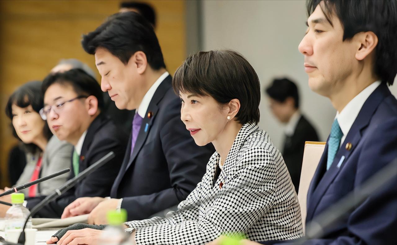 日本找朝鲜，喊话中国
当地时间3月23日，朝鲜方面发表公开讲话宣称：日本首相高市