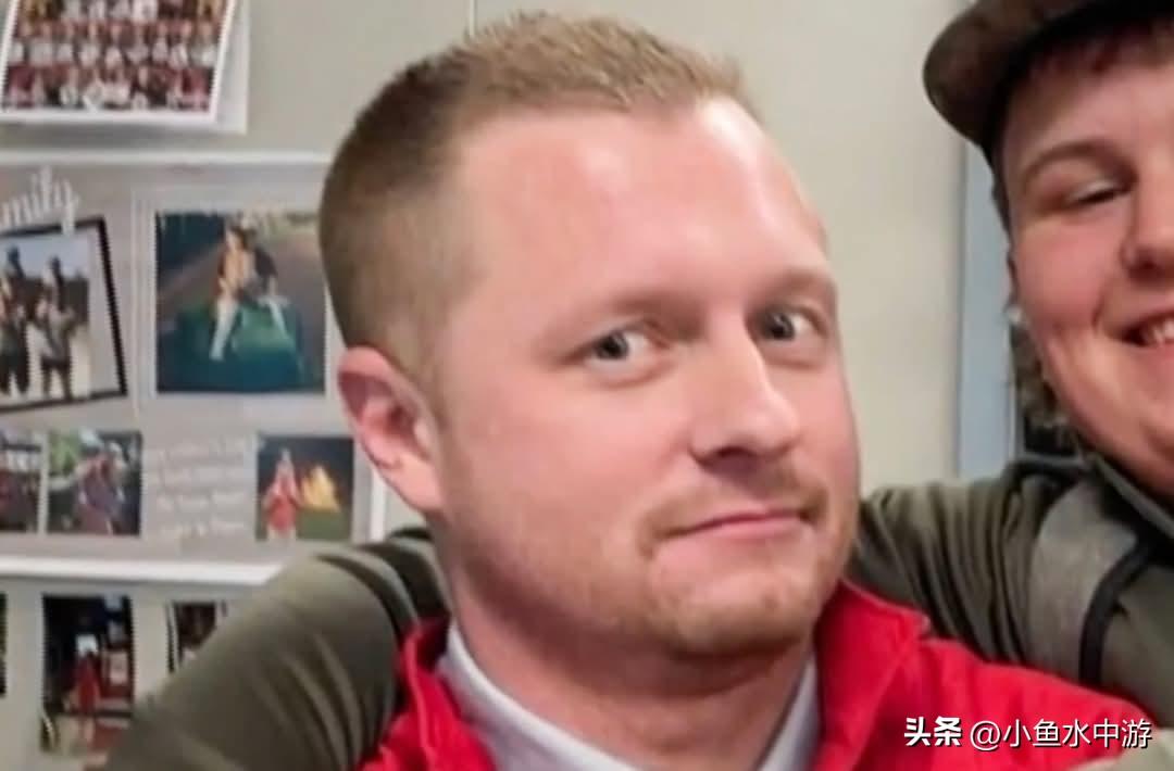 恶作剧酿成大祸！国外五名青少年在家门外搞恶作剧，40岁高中教师出门查看时不幸被碾