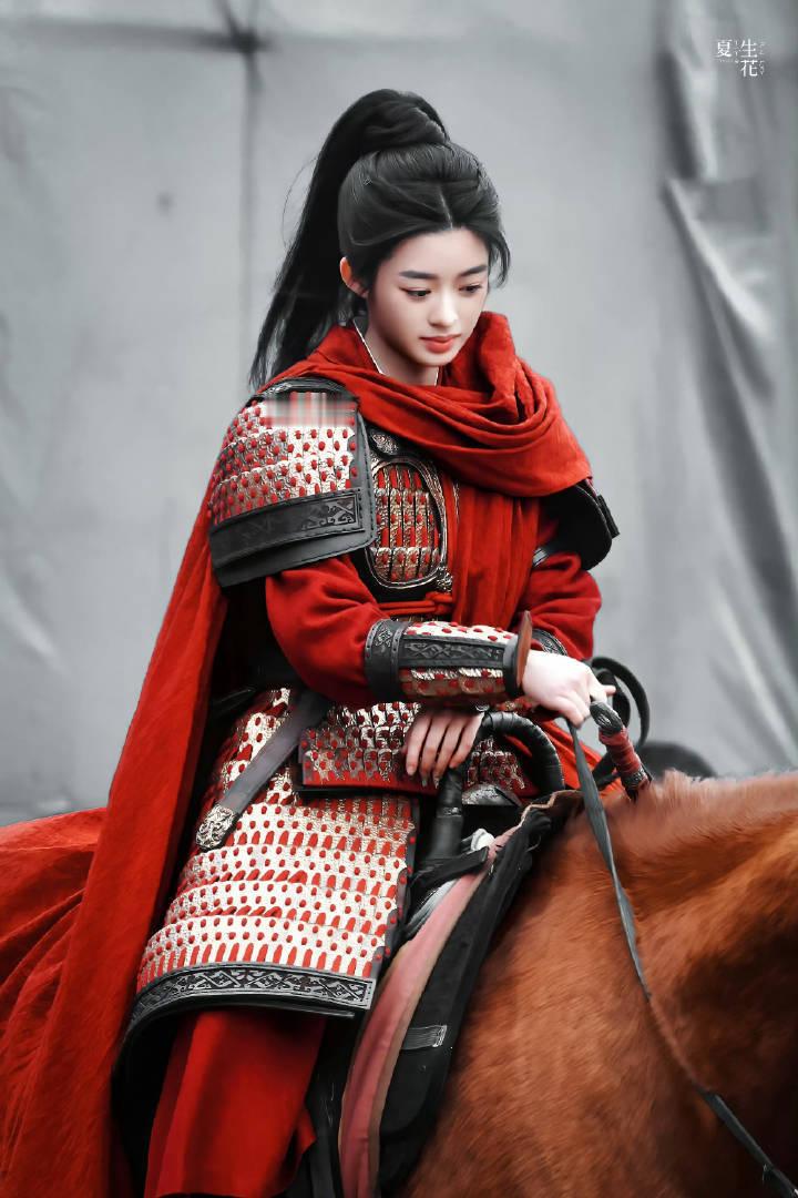 冰湖重生改档 本来就是网传的二月初播出，从未官宣定档，随橙想网传档期以及网传修改