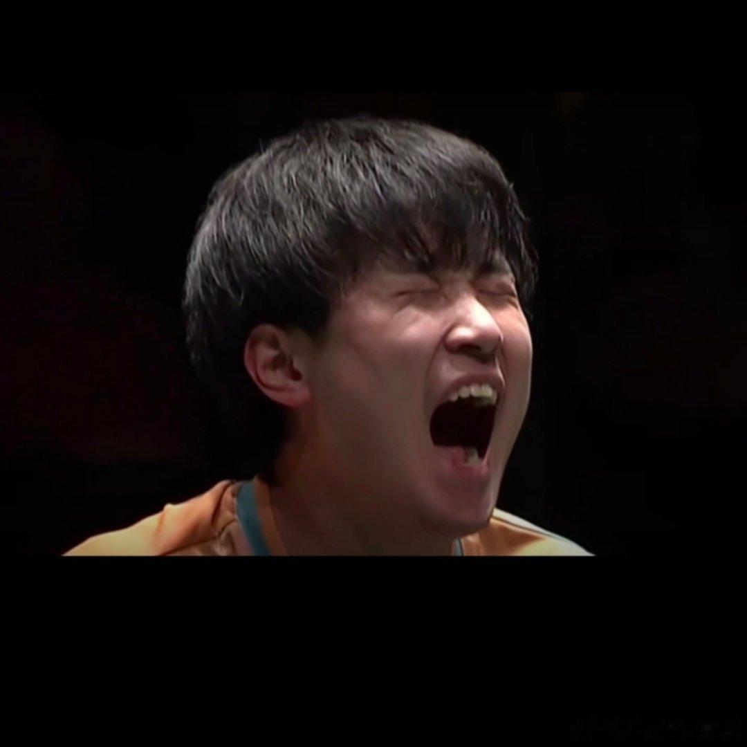 林诗栋vs张本智和 张本智和一直是一个喜怒形于色的选手，自己失误后的表情包也是给