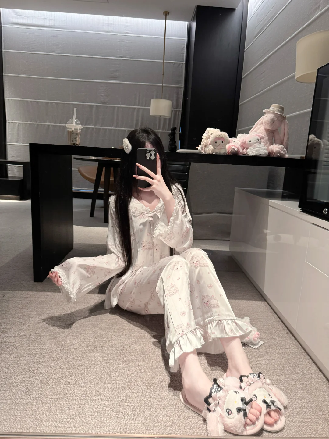 就穿这套睡衣宅家(。-`ω´-)