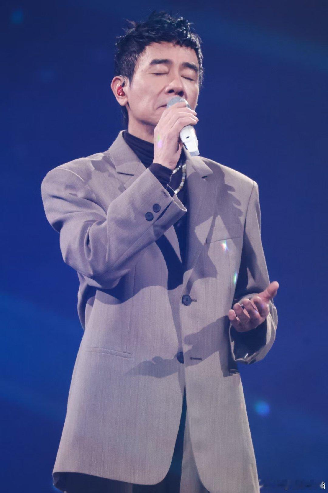 陈小春灵魂拷问演我老板 谁看完这段瞬间代入上班现场！陈小春连环拷问的样子太真实，