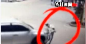 黑龙江一男子撞死妻子情人，

法院判无期，

妻子缓刑。

车速快过村路限速一倍