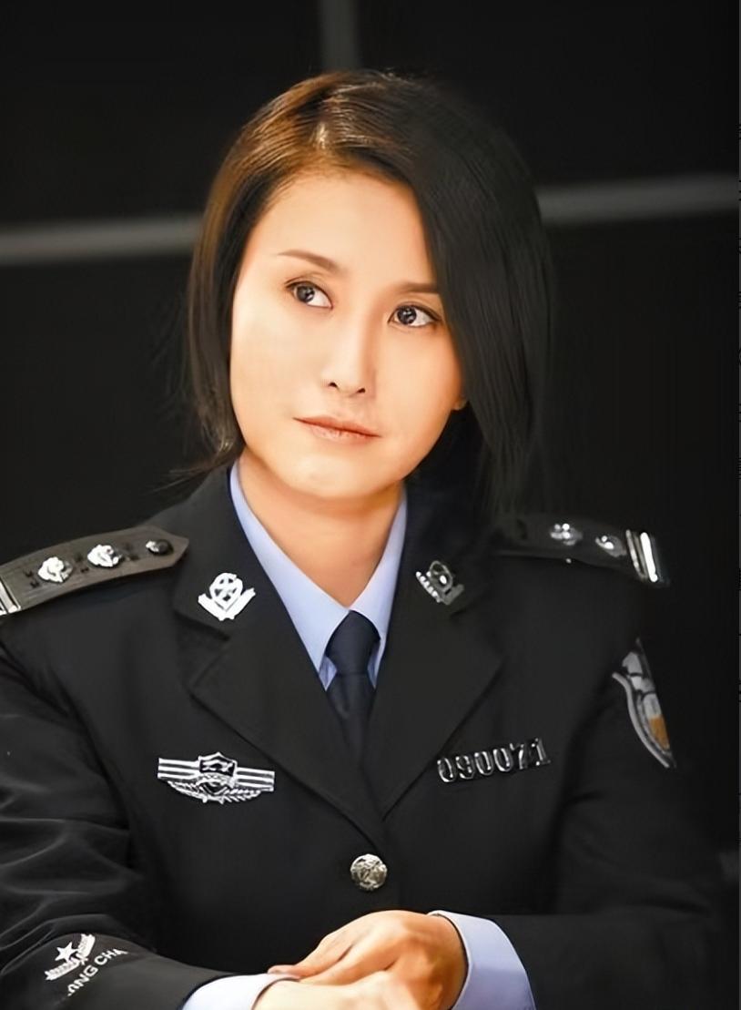 《重案六组》要重拍了， 季洁的扮演者王茜却用剧照发了“我不知道”、“我也不知道”