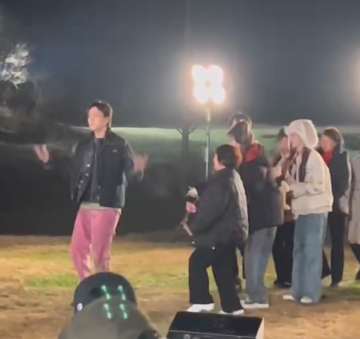 #陈伟霆爱如火直拍# 我不允许还有谁没有看过陈伟霆给我们大家带来的爱如火的舞蹈，