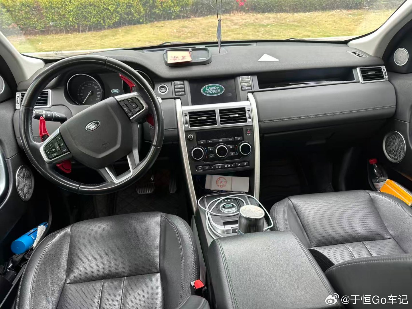 最近跟红色有缘到了台7万多17年10月路虎神行2.0T七座SHE，一手车实表9万