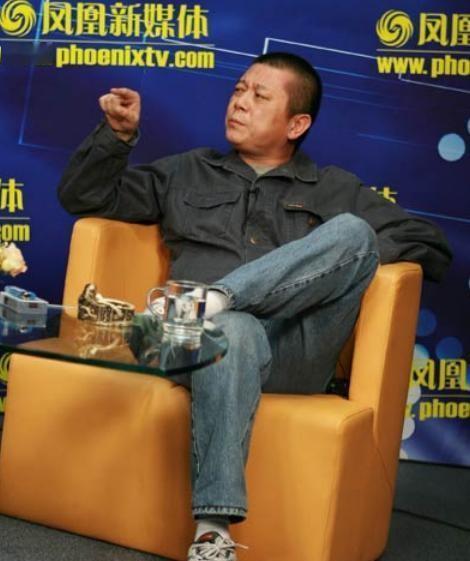 2007年王朔接受采访谈李敖，直言大师之称并不合适，应该叫大学老师，这话说得真有