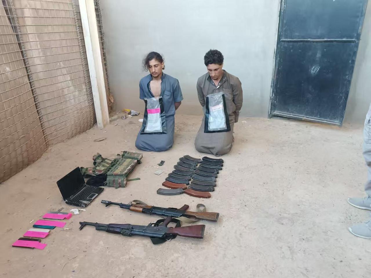 库尔德人俘虏了2名叙利亚大帅朱拉尼的士兵，才终于发现了，巴沙尔军队为什么打不过朱