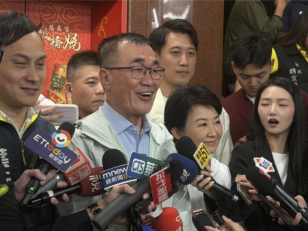 侯李同场“二打一”苏巧慧？李四川这样说
新北市长侯友宜、国民党新北市长参选人李四