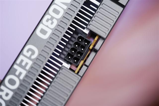 映眾RTX 5050曜夜顯卡評測：DLSS 4普及 RTX 4060可以退休了