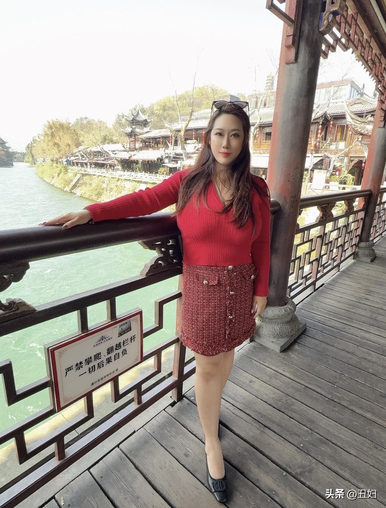 什么状态的女人最吸引男人?独立的女人有吸引力，能自己处理事情。