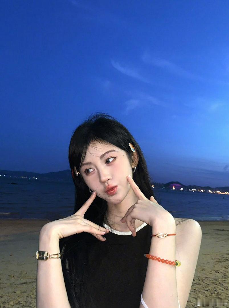 jjy鞠婧祎jjy鞠婧祎阿黛你是海平线的终点是我愿意披星戴月去爱的人