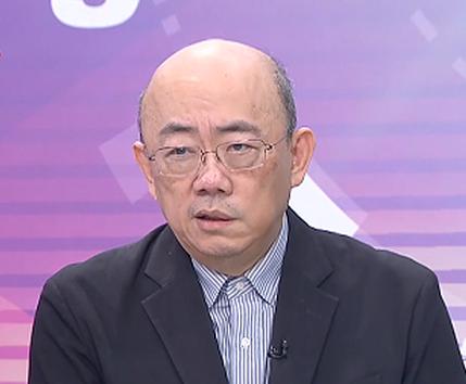 郭正亮的嘴咋了？

1、工作太忙，没时间休息，上火了？

2、蔡正元入狱了，为老