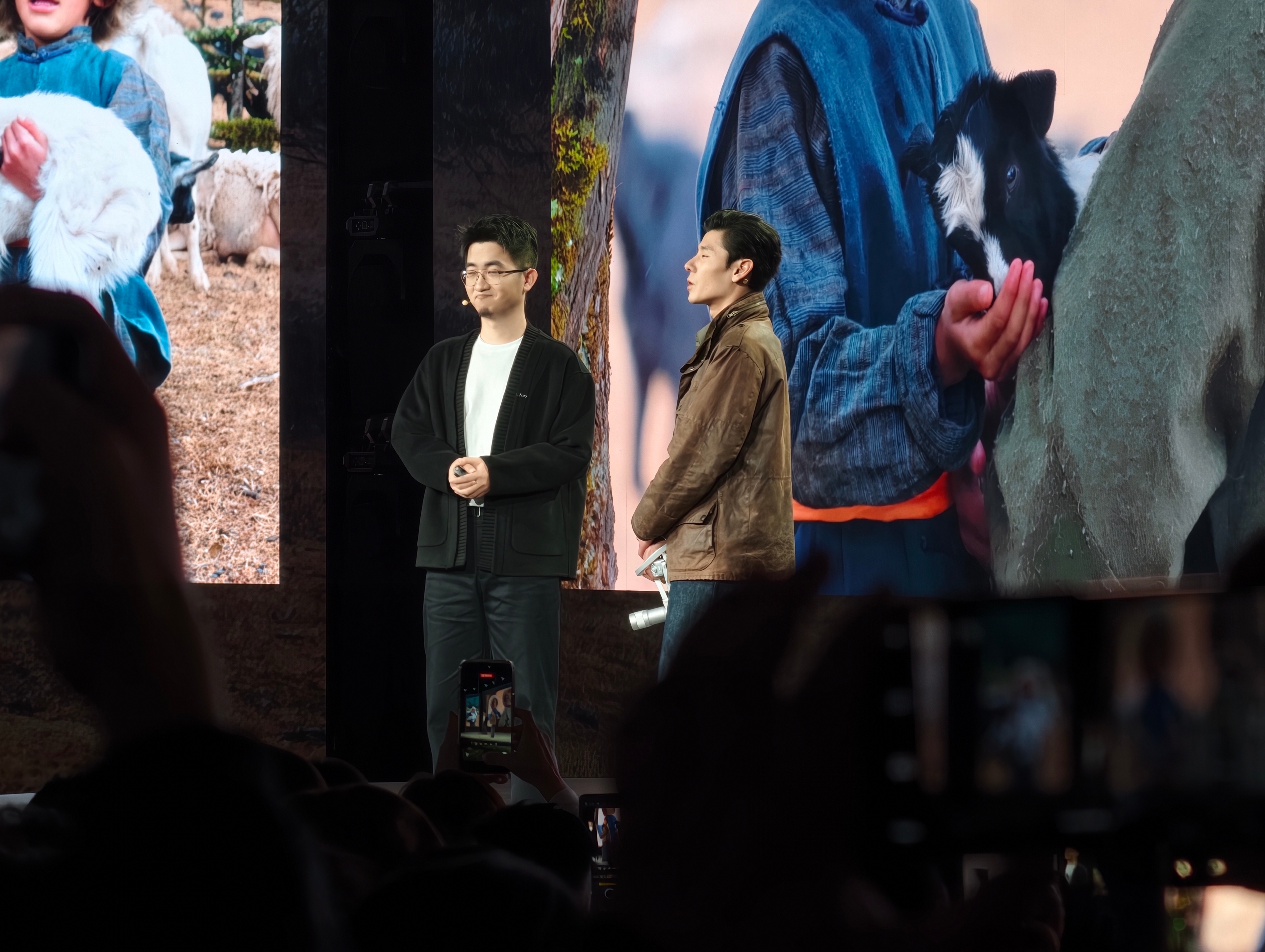 蒋奇明来现场了