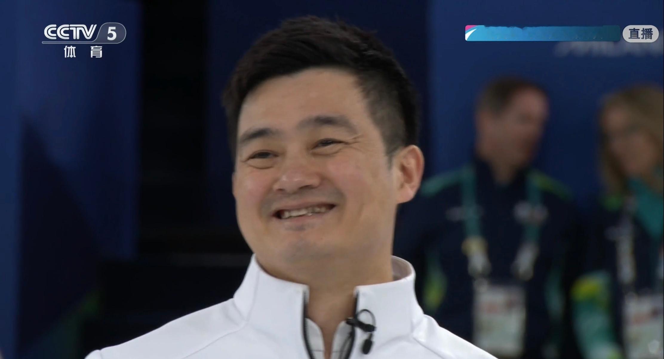 吓鼠差点溜了就是-4还好还好！米兰冬奥会冰壶男子团体赛中国冰壶男队vs美国冬奥会