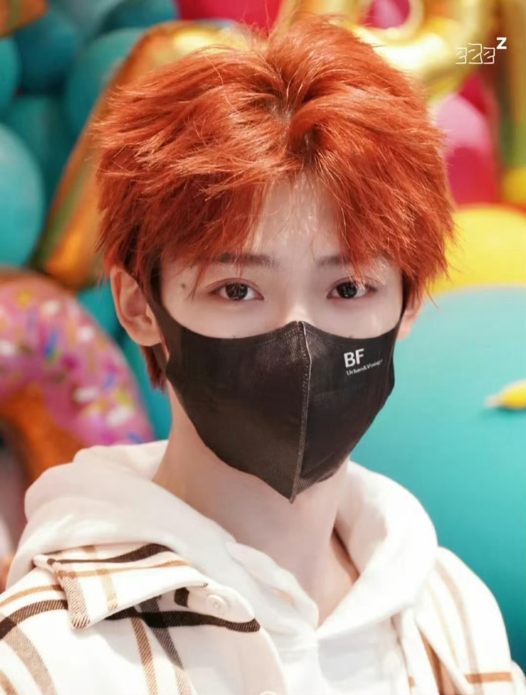 梓渝红发的杀伤力谁懂啊，太权威了，童话故事里的美人渝…