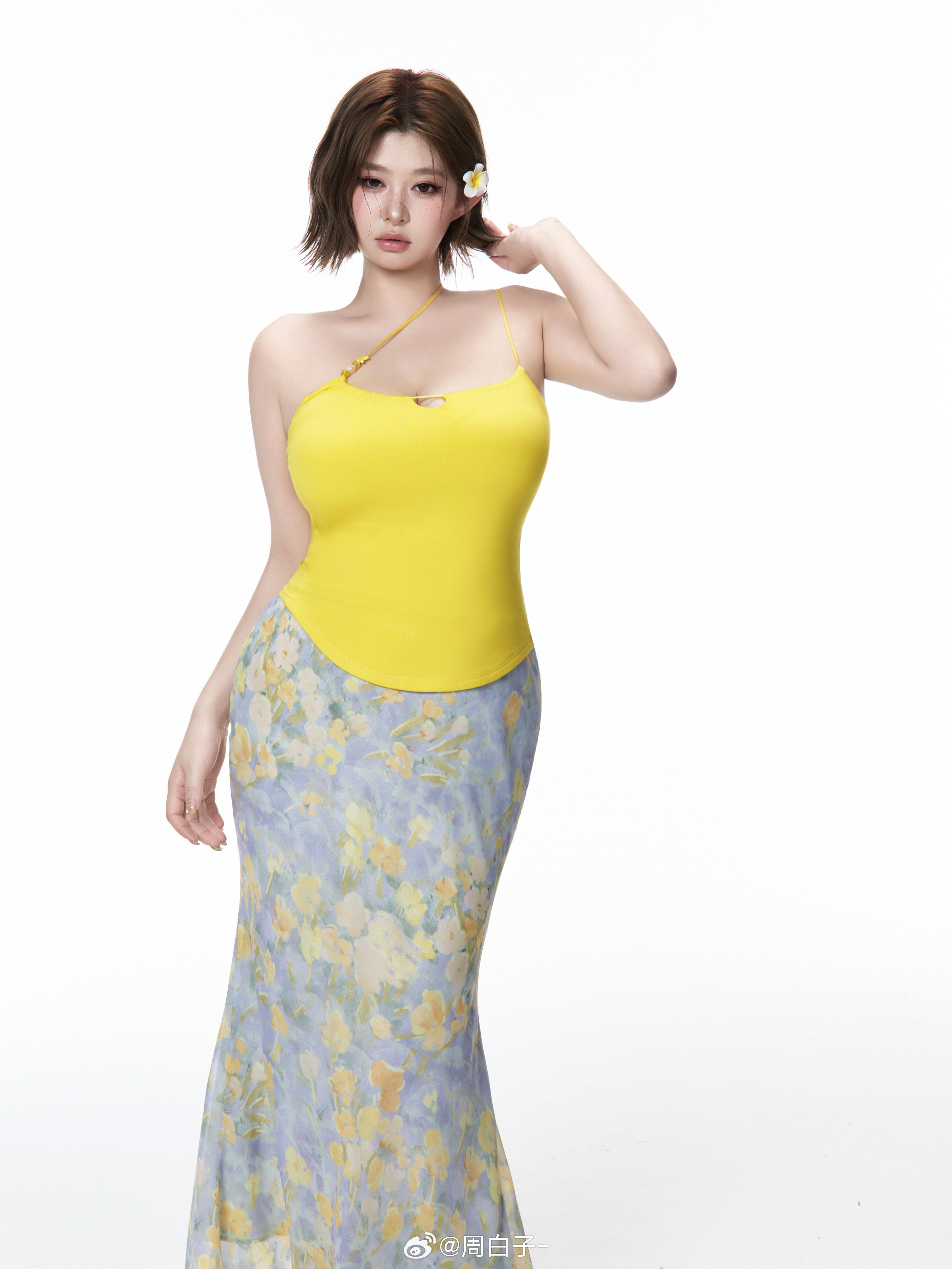 白子私服款“柠檬吊带”超显白的亮黄色，把夏天穿在身上!!!高弹平纹针织，软 fu