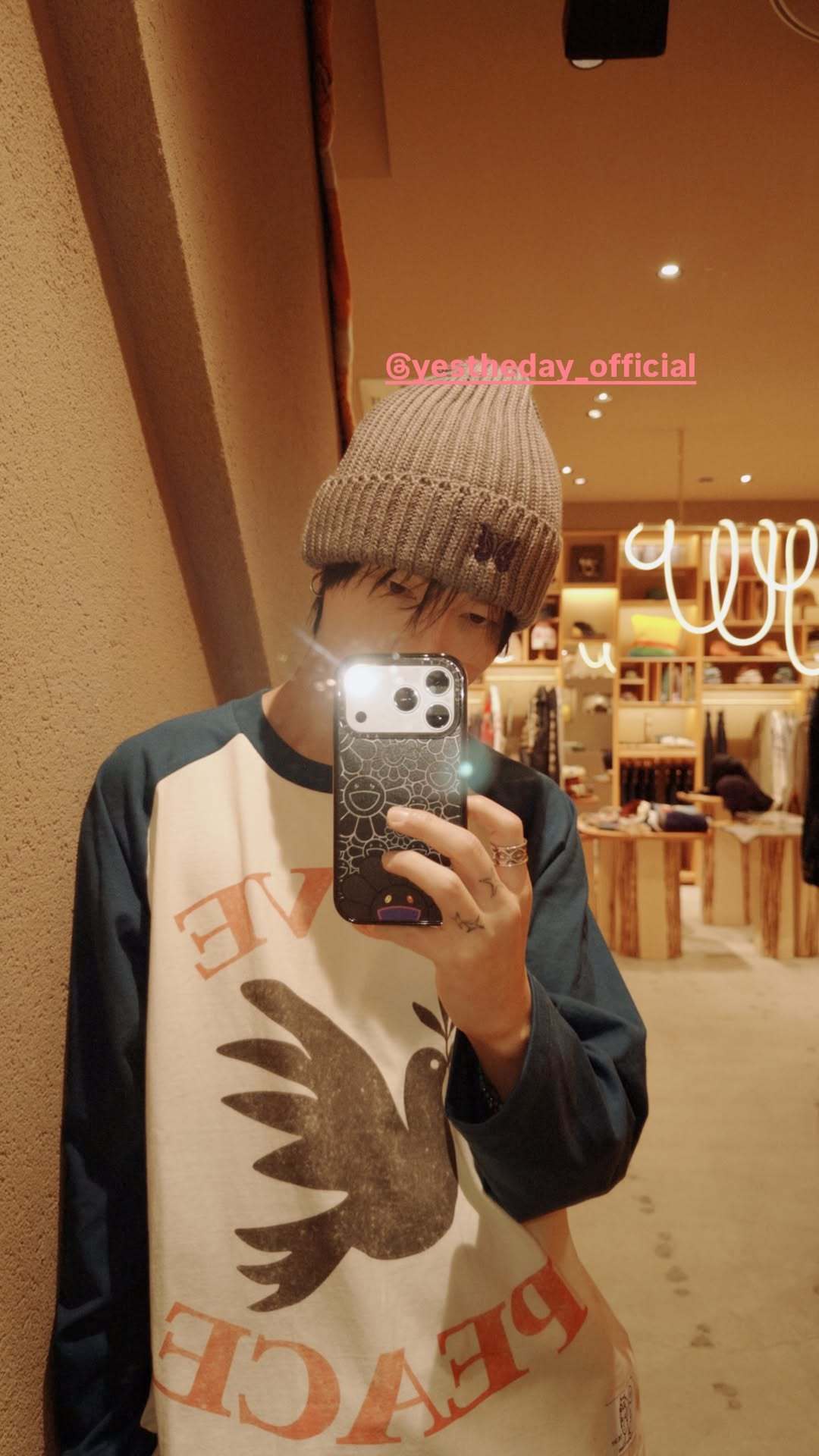 (补更)“CB百蓝_。251213金钟云 ins story更新： 