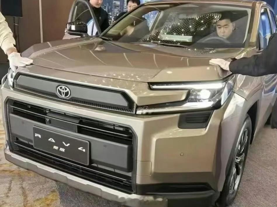 新款 长这样，怎么感觉Carplay界面怪怪的