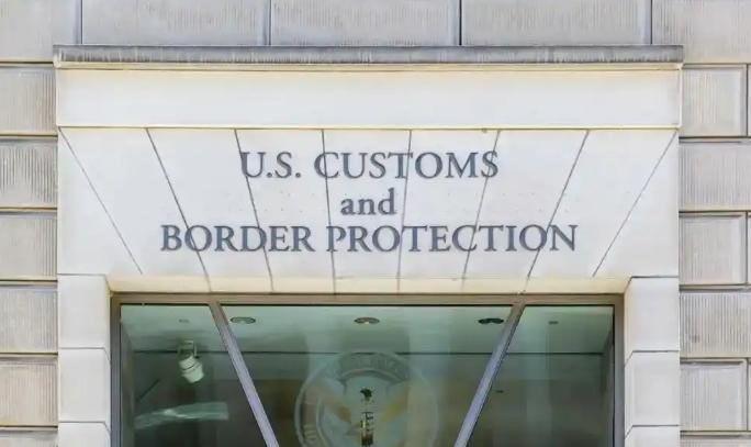 美国海关与边境保护局（CBP）表示，将从美国东部时间24日起停止征收依据《国际紧