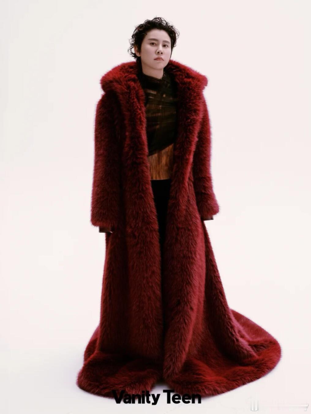 王濛 × VanityTeen中文版1月刊封面大片冬奥会四金速滑传奇王濛登Van