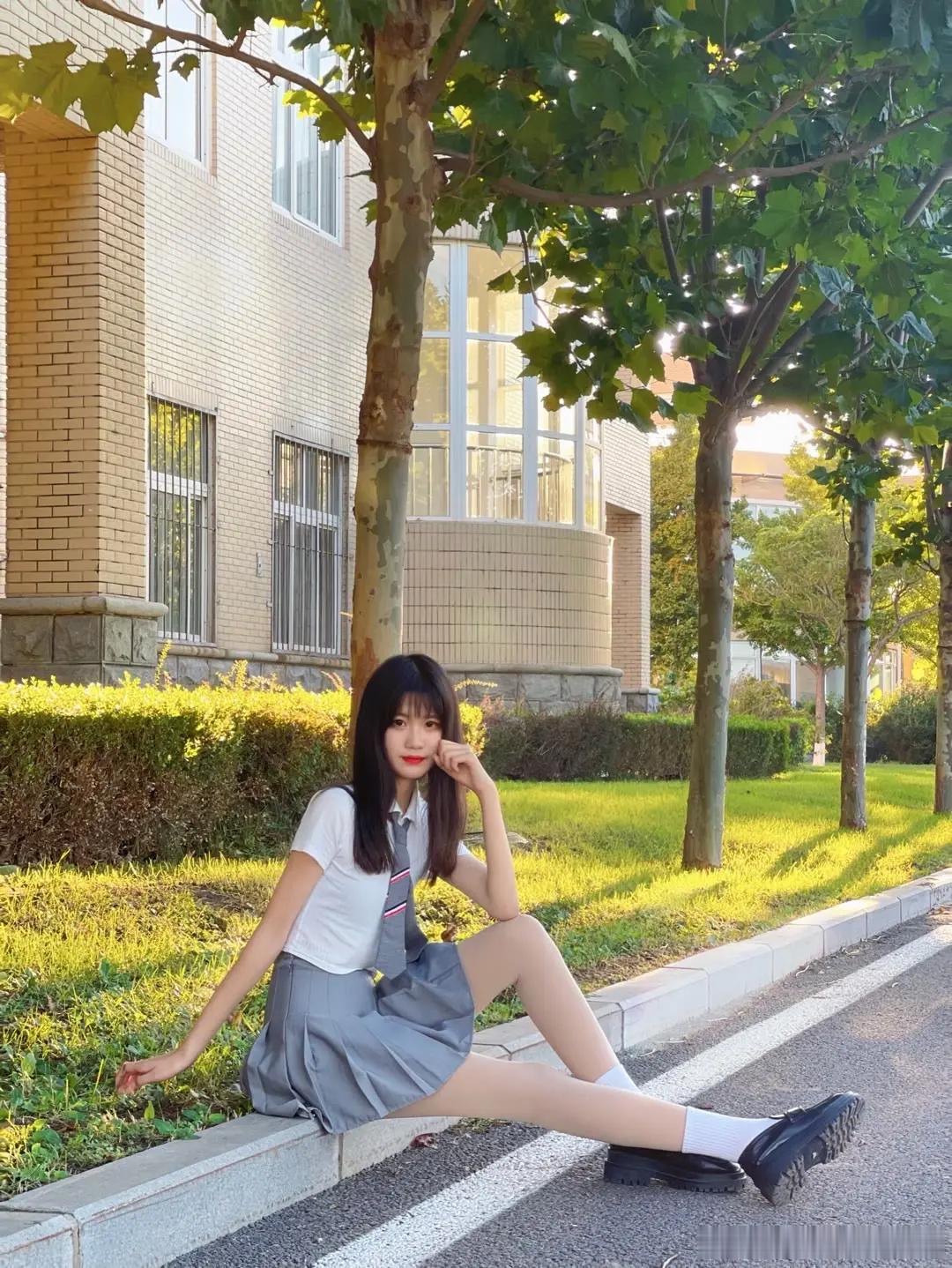 晨光下的美少女～ ​​​
