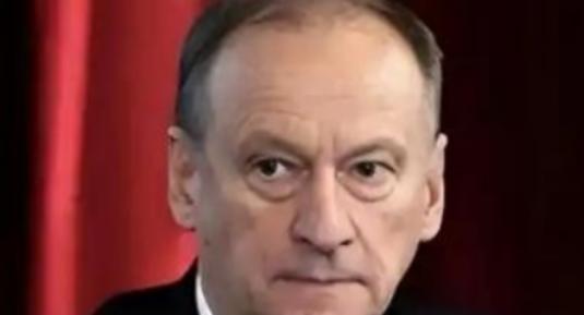 如今中美两国的关系之所以一再发生变化，其中关键性的因素便是中国的发展超出了美国的