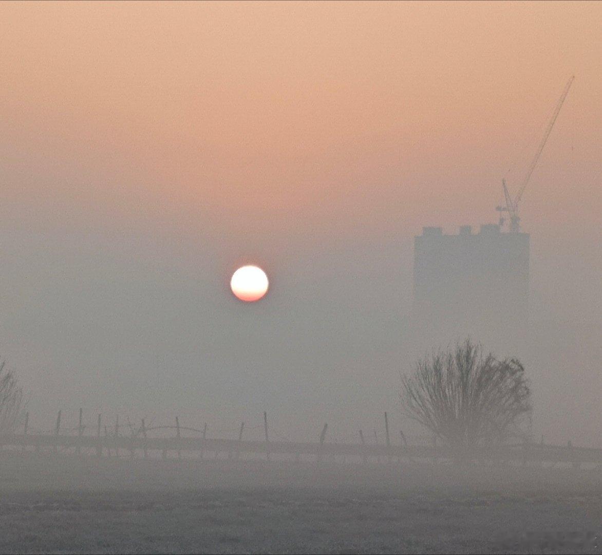 二月第一天，早起跑个步。
