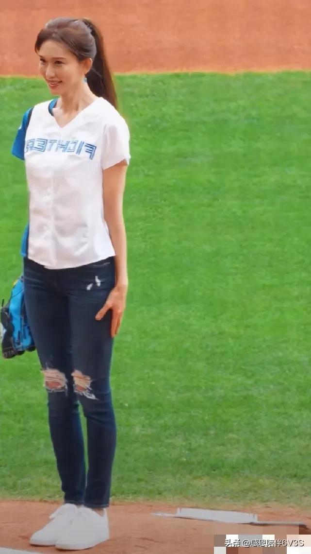 林志玲49岁状态保养的真好，不愧是台湾第一名模！#林志玲#不老女神的美#