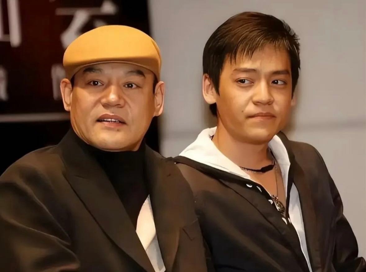 王杍逸难怪有故人之姿原来是故人之子 被王杍逸的演技惊艳到了！作为巍子之子，他在《