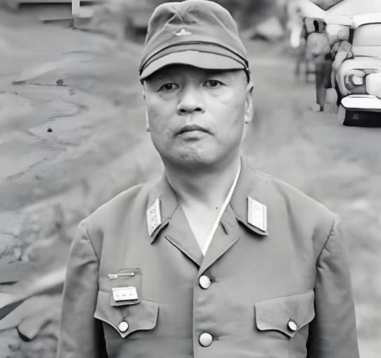 他堪称日本最另类的一名大将，麾下统领着14万兵力，却几乎无心作战，整天带着部队开