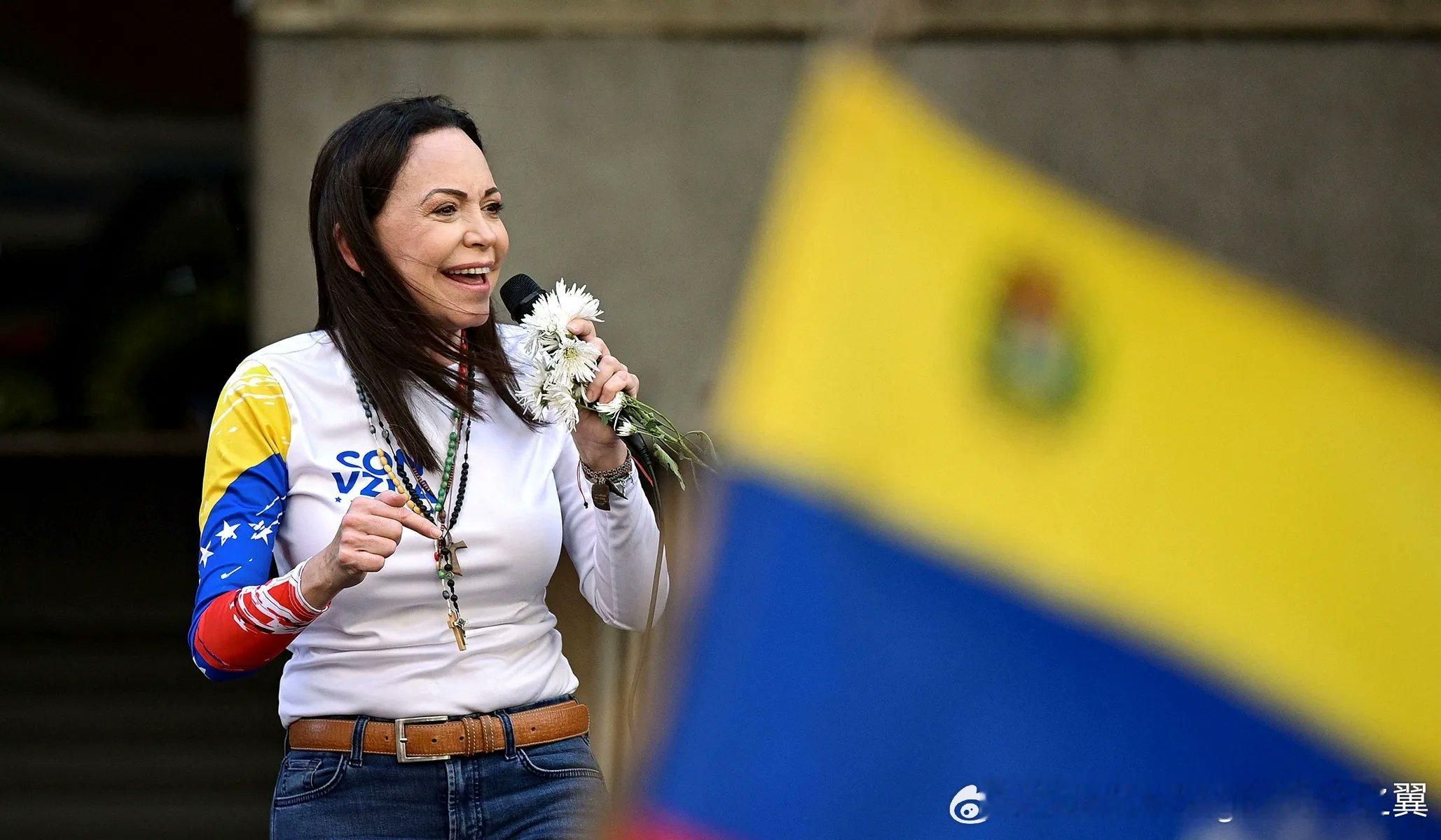 委美冲突 笑死，外媒称特朗普与委内瑞拉反对派领导人玛丽亚·科琳娜·马查多之间的决